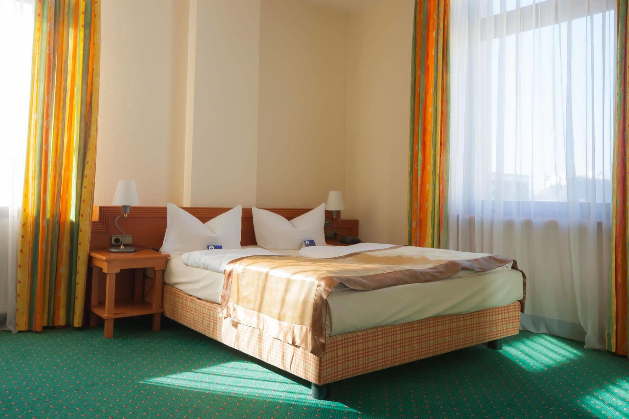 City Hotel Kaiserhof Offenbach am Main Luaran gambar
